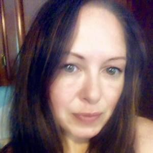 Meet your Posher, Leaha